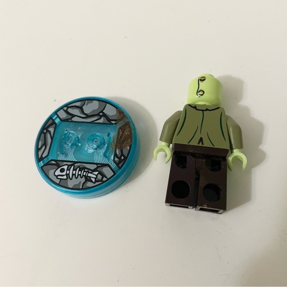 LEGO Dimensions Scooby Doo Zombie Zeke Minifigure - Picture 9 of 10